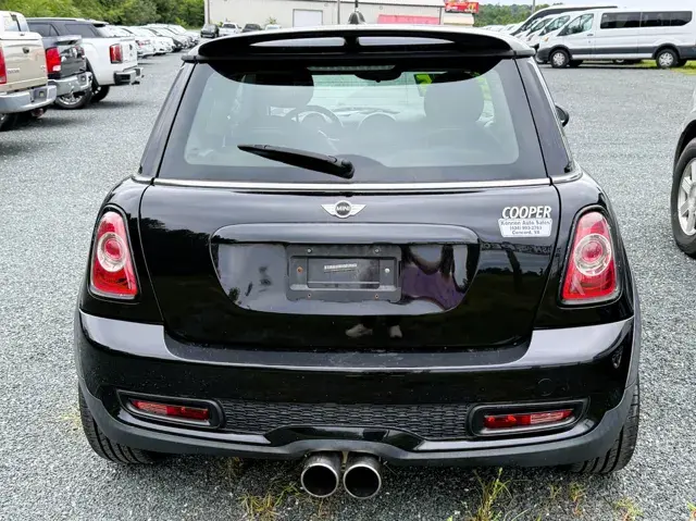 2012 MINI Cooper S photo 4