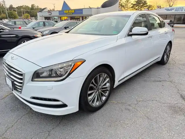 2016 Hyundai Genesis 3.8 AWD's photo
