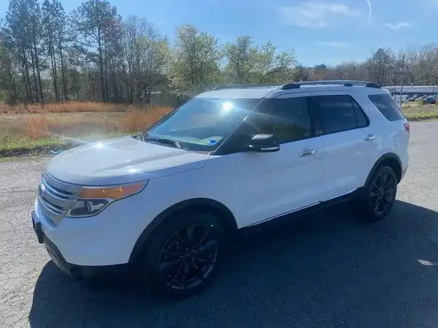 2014 Ford Explorer XLT 4x4's photo