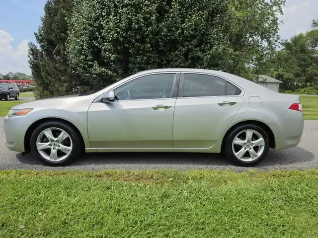 2010 Acura TSX 5AT's photo