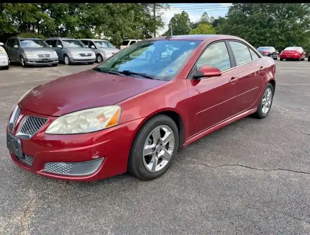 2010 Pontiac G6 2.4 G6 Sedan's photo