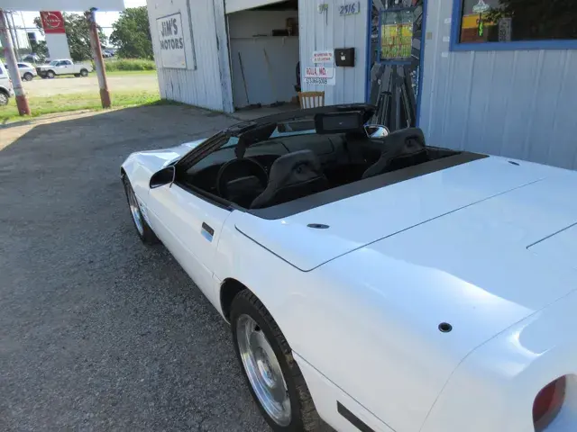 1994 Chevrolet Corvette undefined photo 4