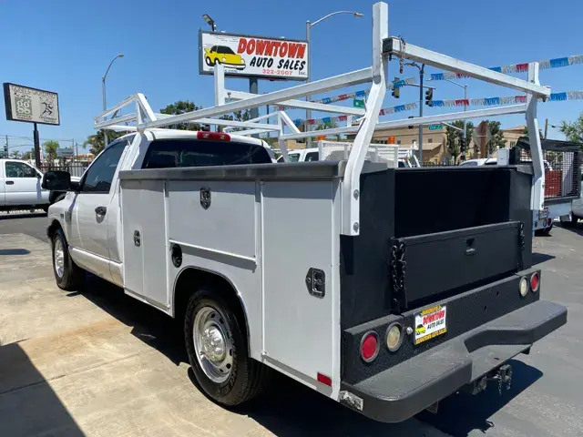 2007 Dodge Ram 2500 ST Regular Cab photo 4
