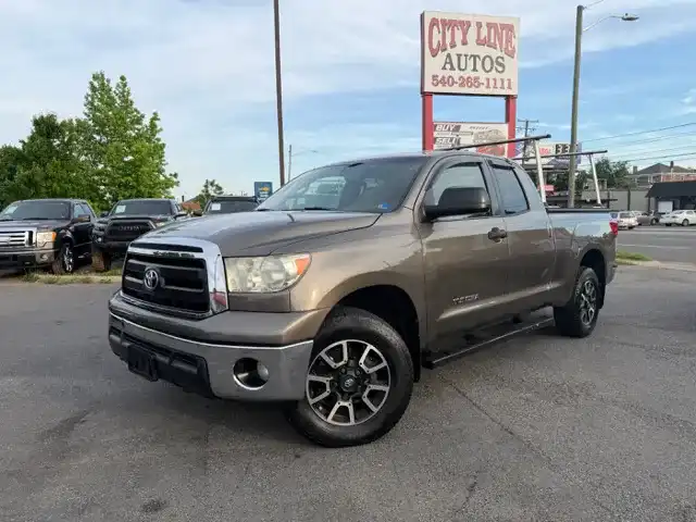 2011 Toyota Tundra 4.6 Auto 4WD Tundra Grade Double Cab's photo