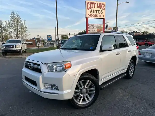 2011 Toyota 4Runner Limited 4x4 V6's photo