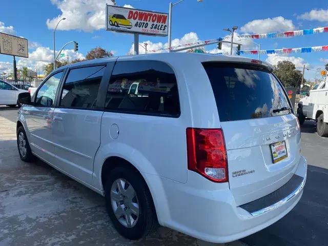 2012 Dodge Grand Caravan SE photo 5