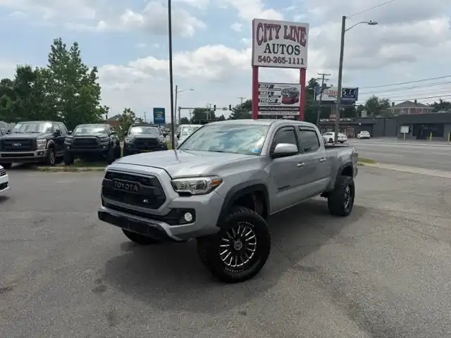 2019 Toyota Tacoma TRD Off Road Double Cab 4WD Auto LB's photo