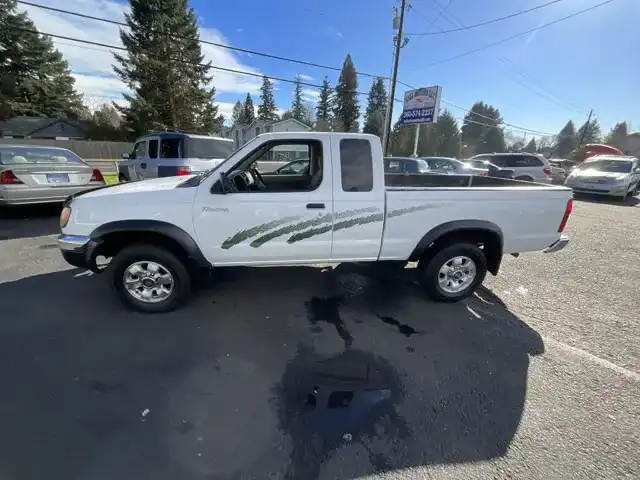 1998 Nissan Frontier XE 4X4 KING CAB's photo