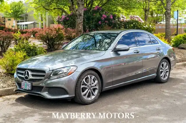 2018 Mercedes-Benz C-Class C300's photo