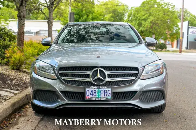 2018 Mercedes-Benz C-Class C300 photo 4
