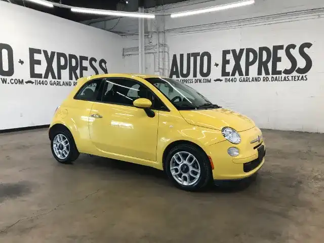 2013 FIAT 500 Pop's photo