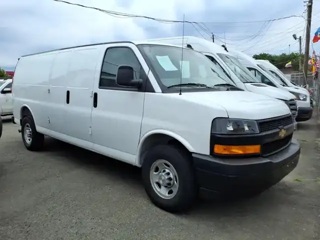 2025 Chevrolet Express 2500 1WT LWB's photo