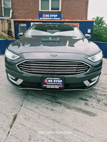 2018 Ford Fusion Titanium FWD's photo