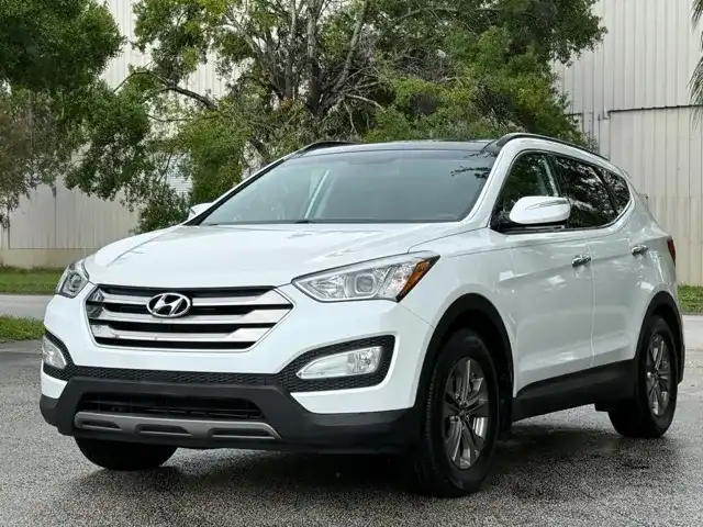 2016 Hyundai Santa Fe Sport's photo