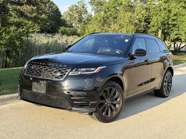 2018 Land Rover Range Rover Velar Si4 R-Dynamic SE's photo