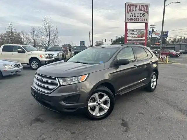 2017 Ford Edge SE's photo