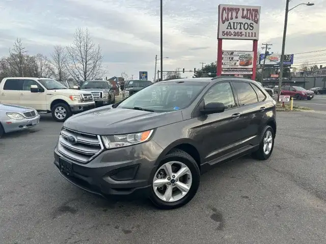 2017 Ford Edge SE's photo
