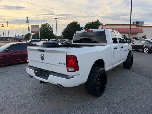 2012 RAM 1500 Express 4WD Quad Cab photo 5