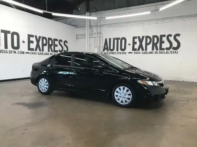 2011 Honda Civic LX Auto's photo