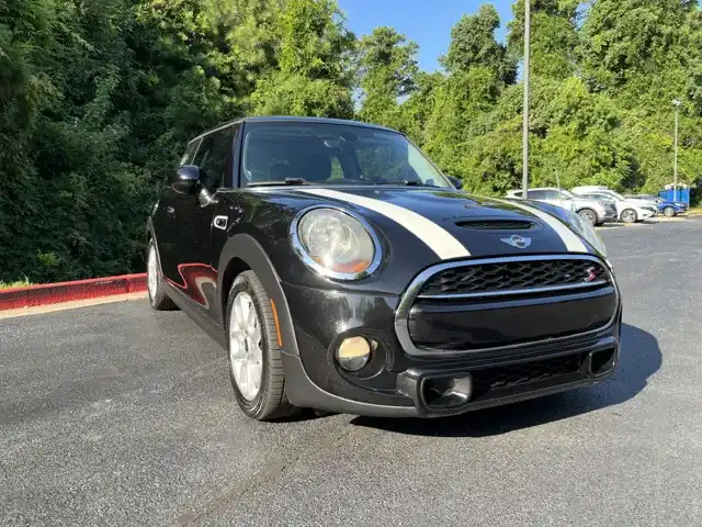 2017 MINI Cooper S's photo