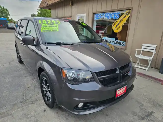2018 Dodge Grand Caravan SE Plus's photo