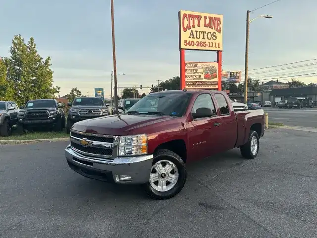 2013 Chevrolet Silverado 1500 LT 4WD Extended Cab MWB's photo