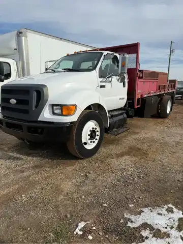 2008 Ford F-750's photo