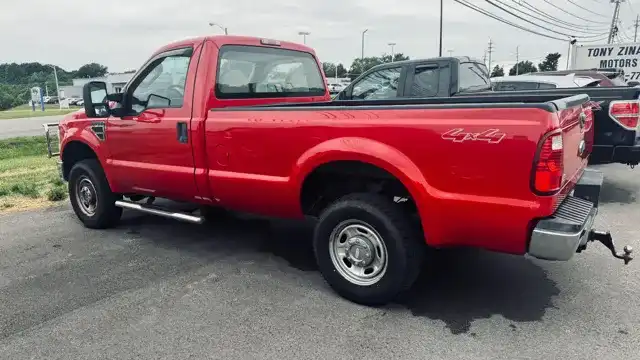 2010 Ford F-250 XLT 4x4 Regular Cab's photo