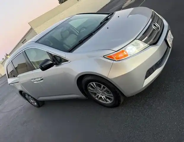 2013 Honda Odyssey EX-L's photo