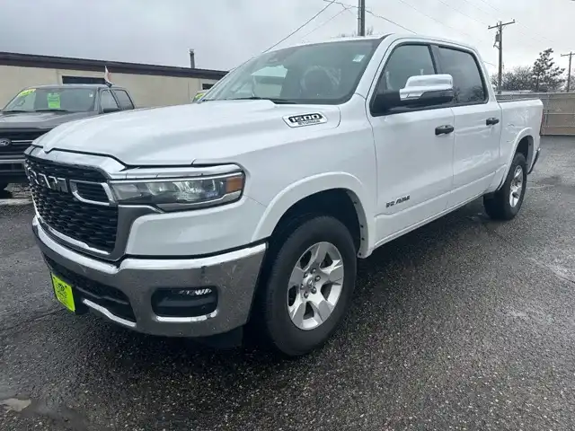 2025 RAM 1500 Big Horn Crew Cab 4WD 5'7" Box's photo