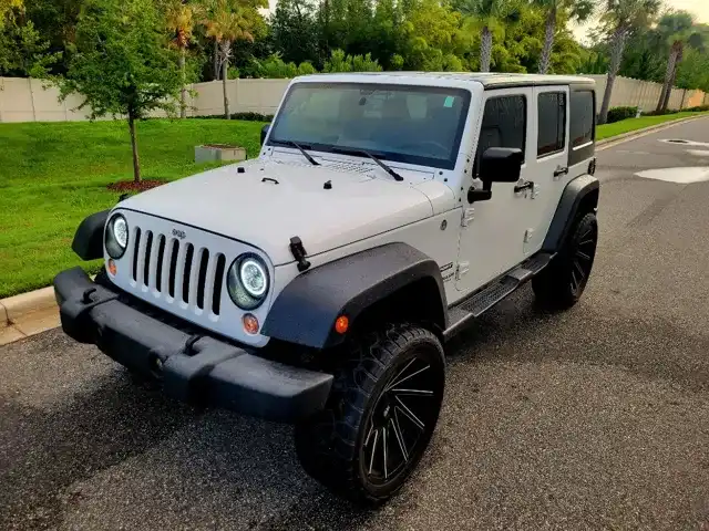 2017 Jeep Wrangler Sport S's photo