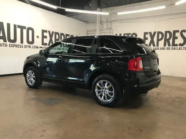 2013 Ford Edge SEL photo 4