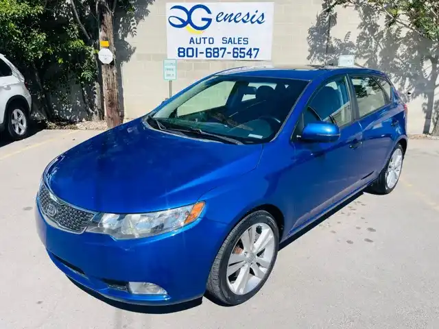 2012 Kia Forte SX AT's photo