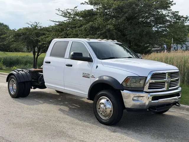 2018 RAM 5500 undefined photo 3