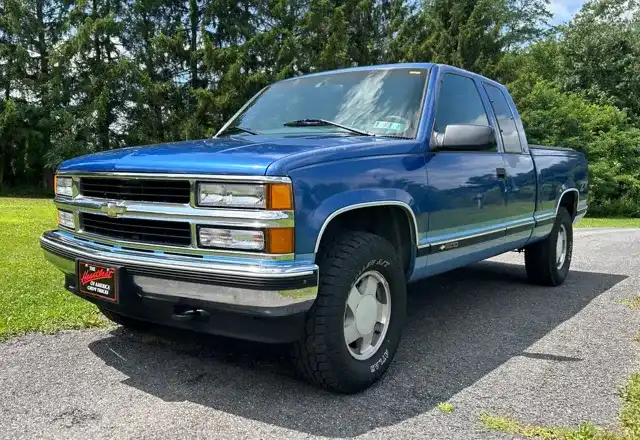 1997 Chevrolet K1500 CHEYENNE XC SWB SS's photo