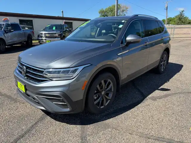 2022 Volkswagen Tiguan 2.0T SE 4Motion's photo