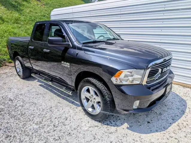 2018 RAM 1500 Express 4x4 Quad Cab 6'4's photo
