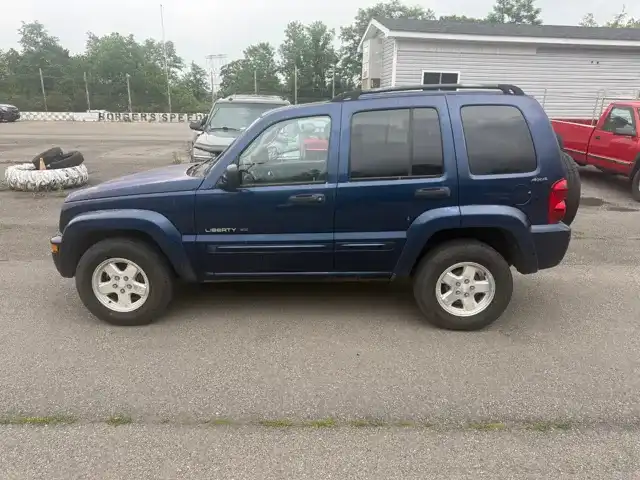 2002 Jeep Liberty LIMITED 4X4's photo