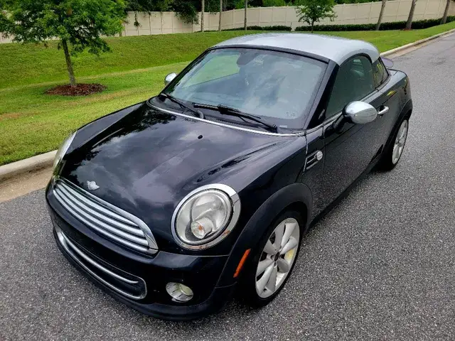 2014 MINI Cooper Base photo 1