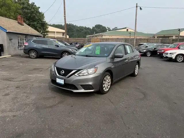 2017 Nissan Sentra S CVT's photo