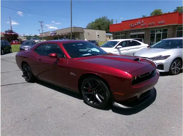 2021 Dodge Challenger R/T's photo