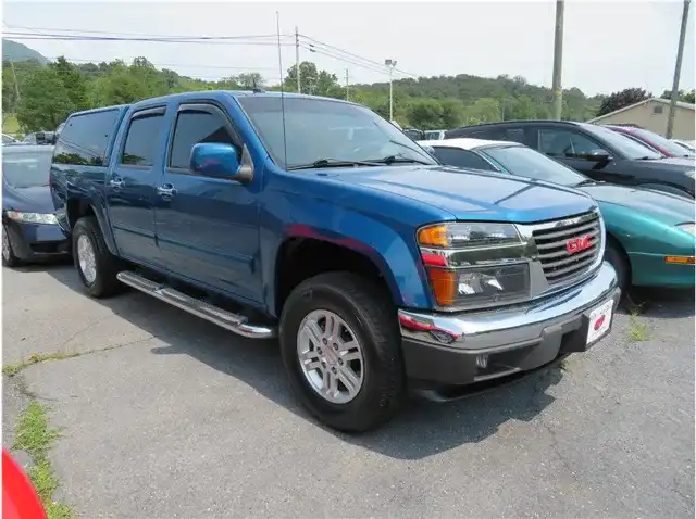 2012 GMC Canyon 4WD Crew Cab SLE2's photo