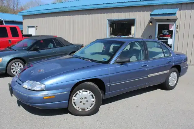 1998 Chevrolet Lumina's photo