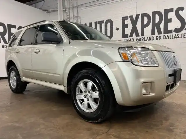 2010 Mercury Mariner I4 FWD's photo