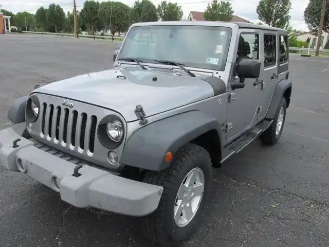 2017 Jeep Wrangler Sport S's photo