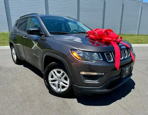 2018 Jeep Compass Sport's photo