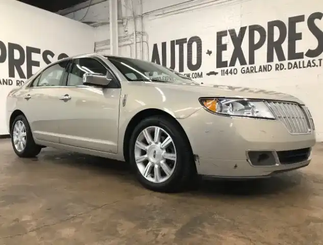 2010 Lincoln MKZ V6's photo