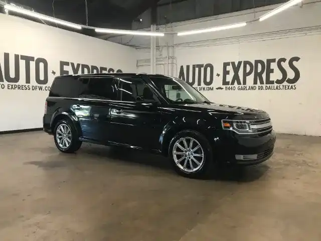 2019 Ford Flex Limited FWD's photo