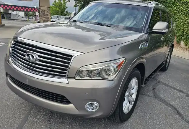 2013 INFINITI QX30 56 4WD's photo