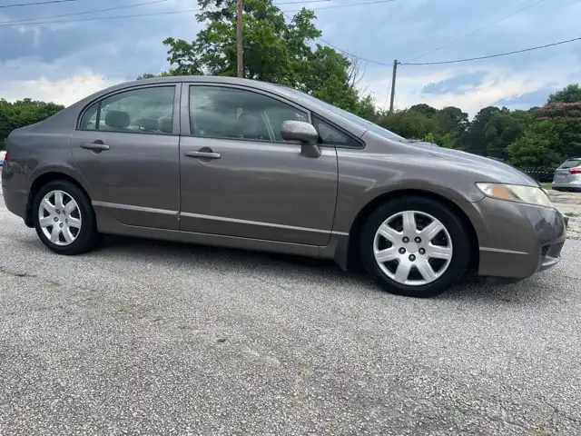 2009 Honda Civic LX 5AT's photo